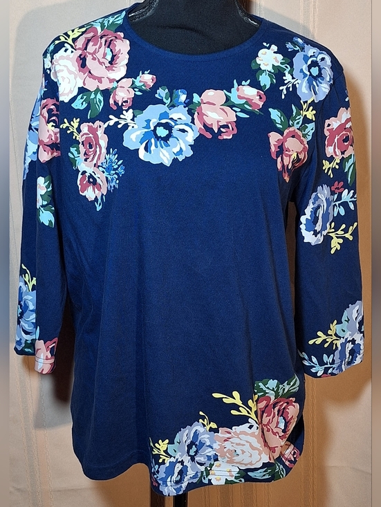 Blair Tops - BLAIR Navy Blue Floral Long Sleeve Tee